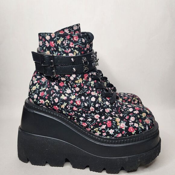 Demonia Shaker 52 Boots Platform Black Floral Womens 8 Spike Goth Grunge - Picture 15 of 15